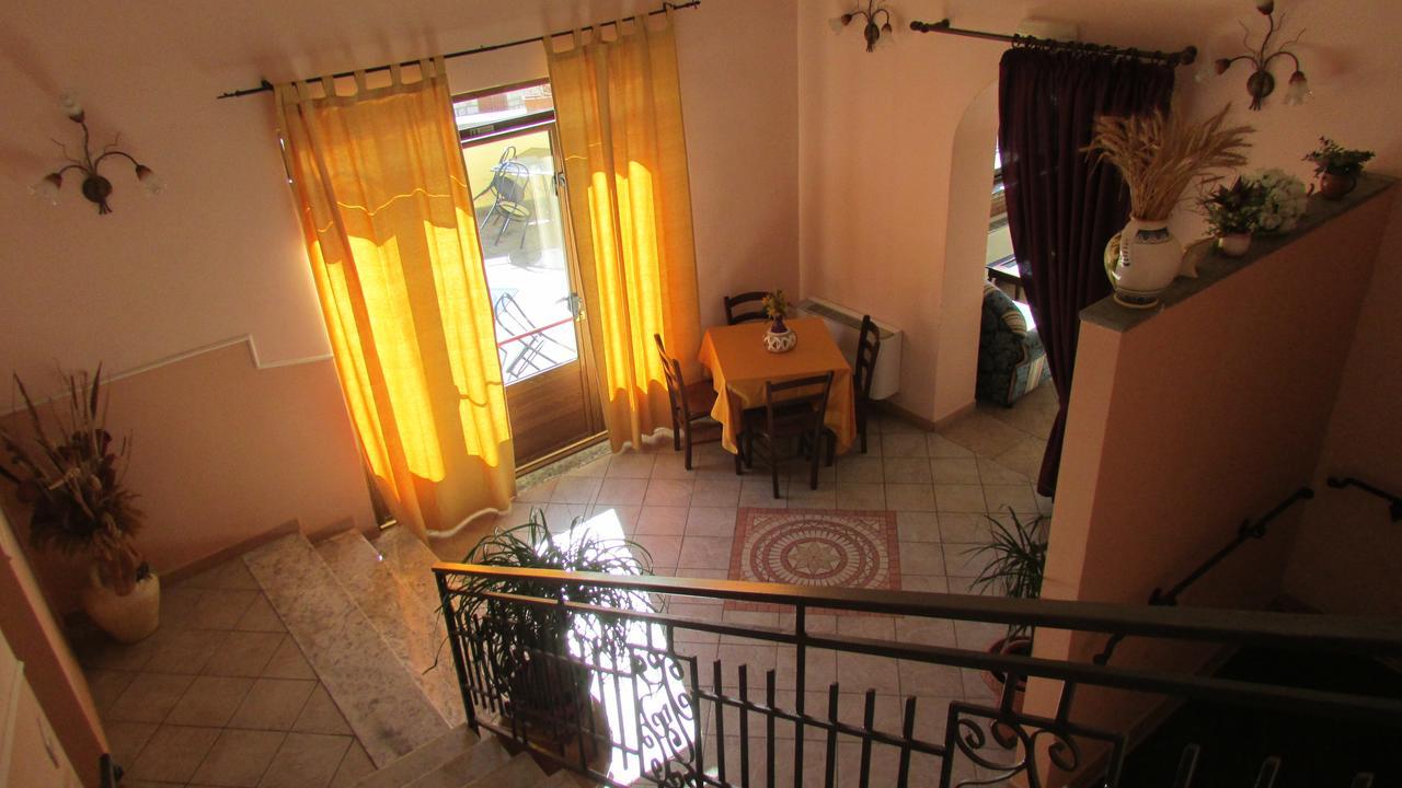 Hotel Al Palazzetto Set Fair Summonte Bagian luar foto