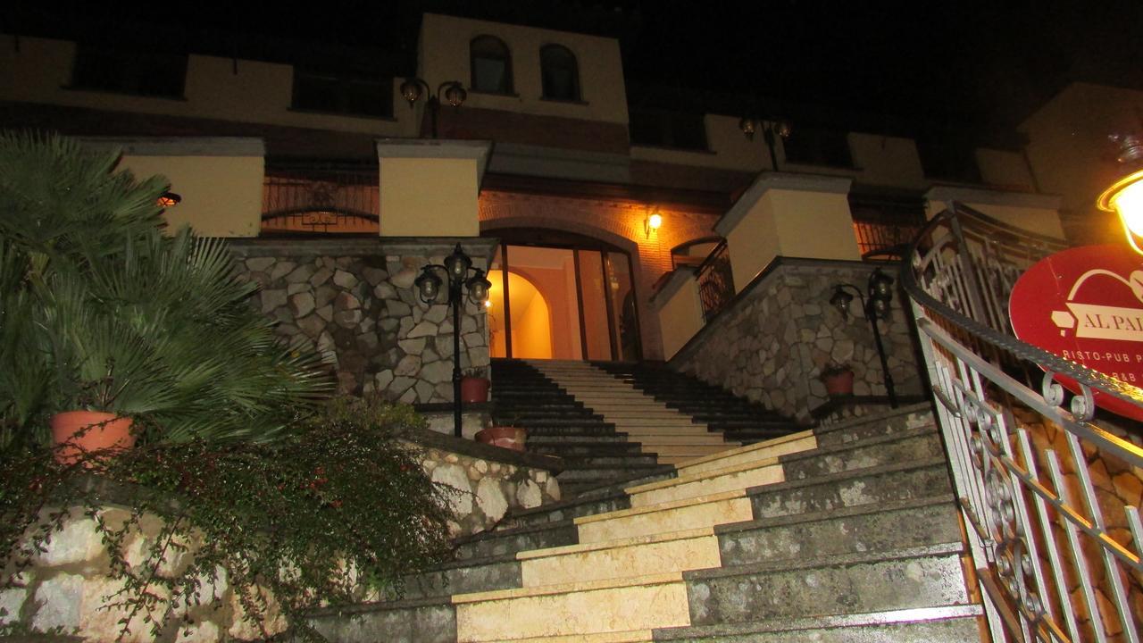 Hotel Al Palazzetto Set Fair Summonte Bagian luar foto