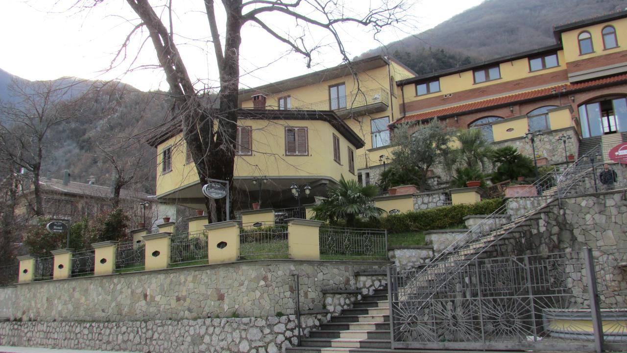 Hotel Al Palazzetto Set Fair Summonte Bagian luar foto